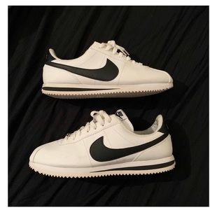 Leather Nike Cortez in a white with Black